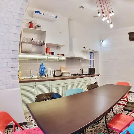 Hipstel Hostel *